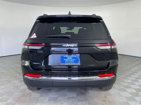 New 2025 Jeep Grand Cherokee Limited 4xe image 25