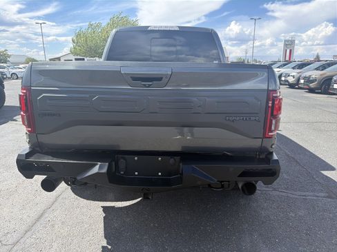 Used 2018 Ford F150 Raptor w/ Equipment Group 802A Luxury AWD/4WD image 7