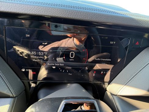 New 2026 GMC Yukon Denali w/ Denali Reserve Package image 11