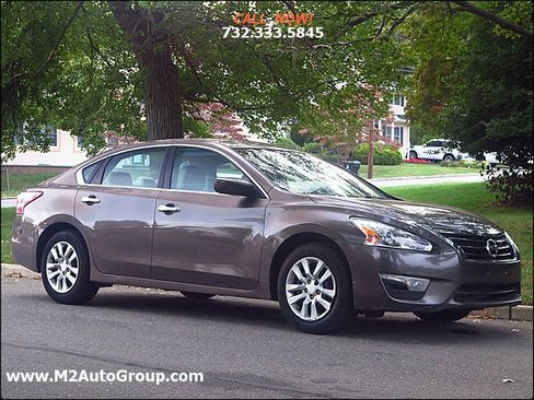 Used 2013 Nissan Altima 2.5 FWD image 6