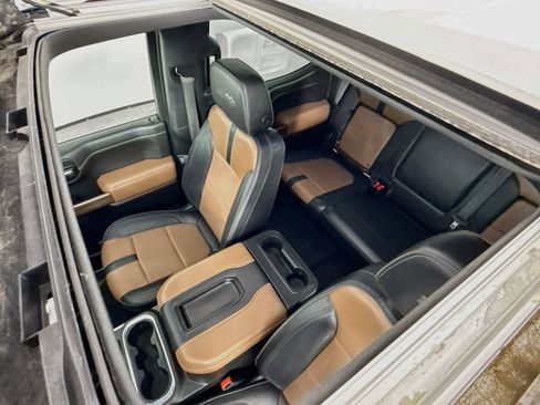 Used 2022 Chevrolet Silverado 1500 High Country w/ LPO, Dark Essentials Package AWD/4WD image 25