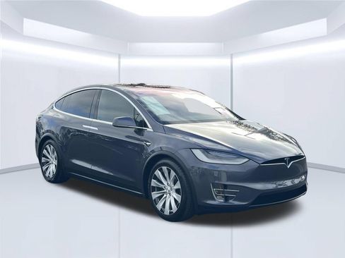 Used 2020 Tesla Model X Long Range AWD/4WD image 27