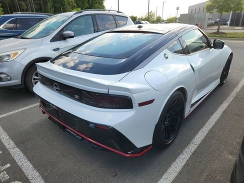 Used 2024 Nissan Z NISMO w/ Floor Mat Package RWD image 3