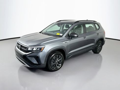 Used 2024 Volkswagen Taos S FWD image 3