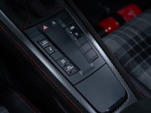 Used 2024 Porsche 718 Boxster Spyder RS RWD image 50