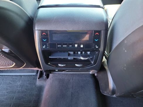 Used 2022 Jeep Grand Cherokee Summit AWD/4WD image 18