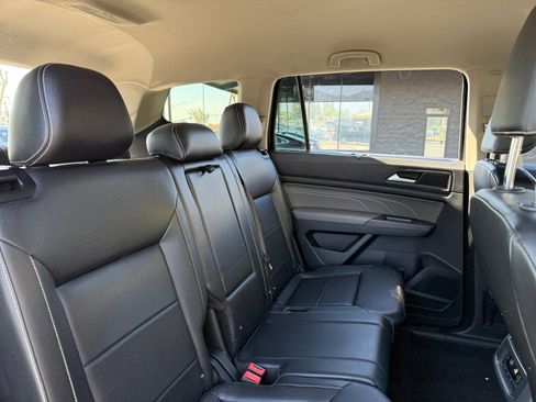 Used 2021 Volkswagen Atlas SE image 20