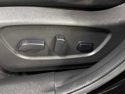 Used 2018 Nissan Rogue Sport SL w/ SL Premium Package image 14