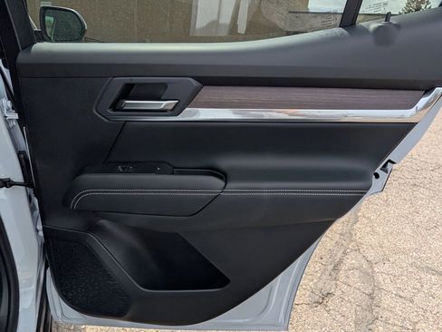 New 2026 GMC Terrain Denali AWD/4WD image 26