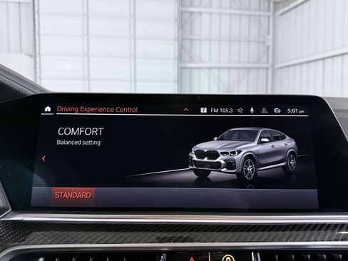 Used 2020 BMW X6 M50i w/ Executive Package image 40