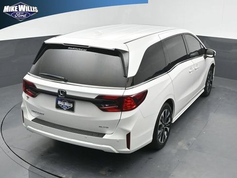 Used 2025 Honda Odyssey Elite image 15