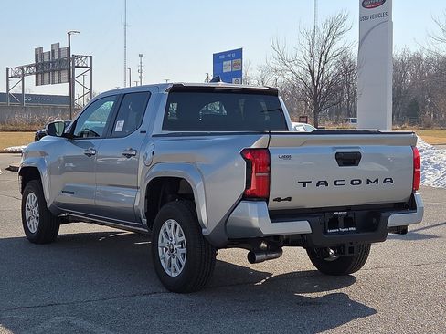 New 2026 Toyota Tacoma SR5 image 3