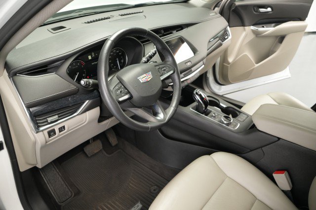 Used 2023 Cadillac XT4 Premium Luxury AWD/4WD image 23