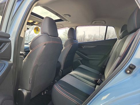 Used 2019 Subaru Crosstrek 2.0i Premium w/ Moonroof Package image 10