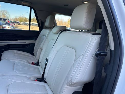 Used 2021 Ford Expedition Max Platinum image 34