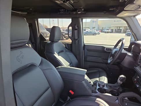 New 2025 Ford Bronco Big Bend w/ Black Diamond Package image 14
