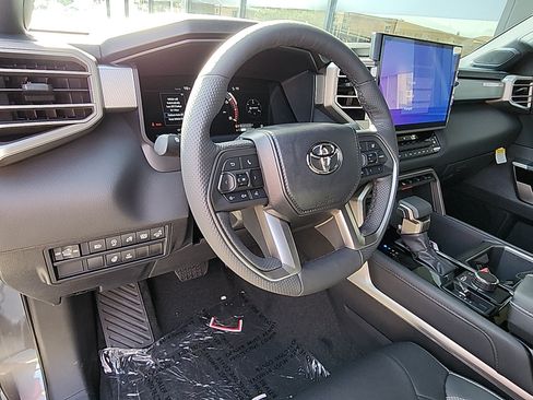 New 2026 Toyota Tundra Limited AWD/4WD image 9