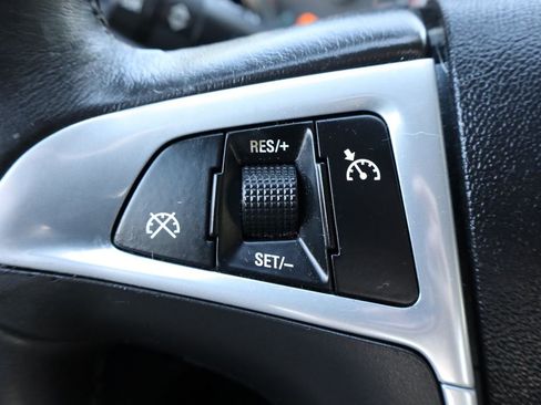 Used 2012 Buick Regal Premium image 29