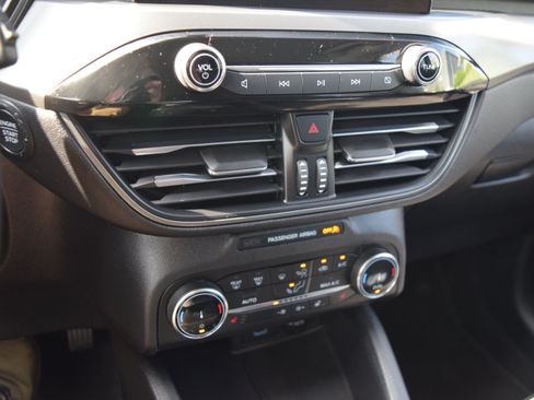 Used 2023 Ford Escape Active AWD/4WD image 15