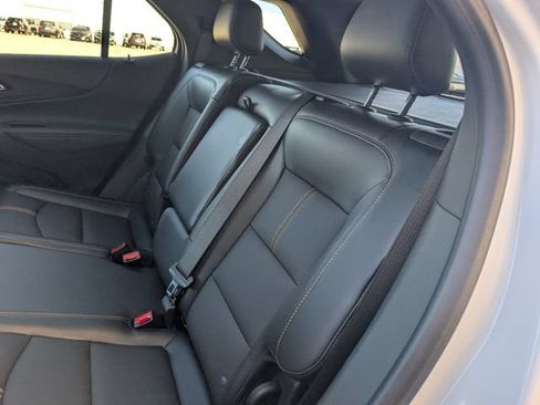 Used 2024 Chevrolet Equinox Premier FWD image 27