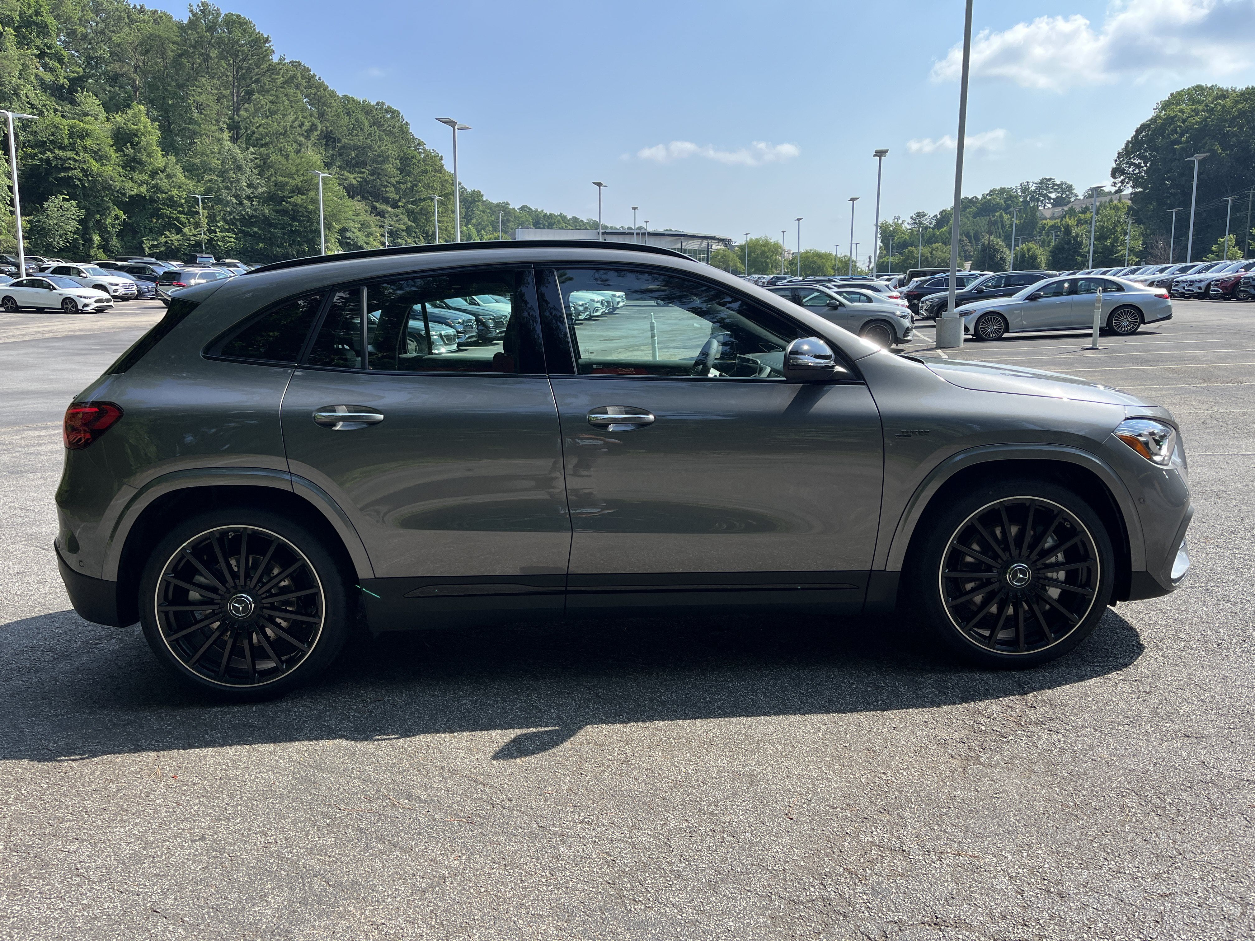 New 2026 Mercedes-Benz GLA 35 AMG 4MATIC image 6
