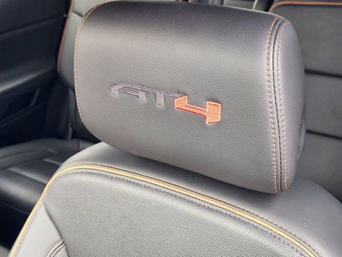 Used 2023 GMC Acadia AT4 w/ Technology Package image 14