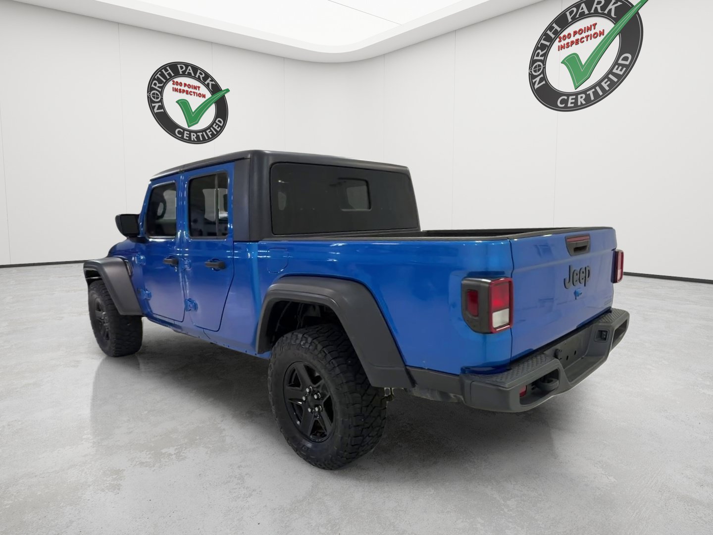 Used 2020 Jeep Gladiator Sport w/ Quick Order Package 24S AWD/4WD image 3