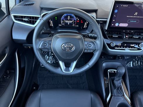 Used 2025 Toyota Corolla XSE FWD image 14