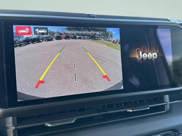 New 2025 Jeep Wrangler Unlimited Sahara AWD/4WD image 7