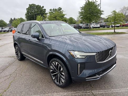 New 2026 Volvo XC90 T8 Ultra w/ Protection Package Premier AWD/4WD image 3