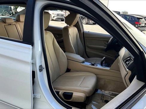 Used 2015 BMW 320i 320i image 8