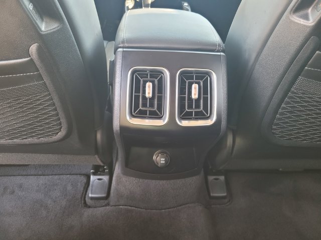 Used 2024 Kia Sorento S w/ Panoramic Sunroof Package FWD image 15