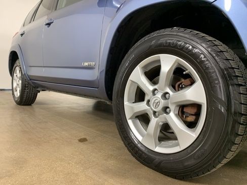 Used 2011 Toyota RAV4 Limited image 6
