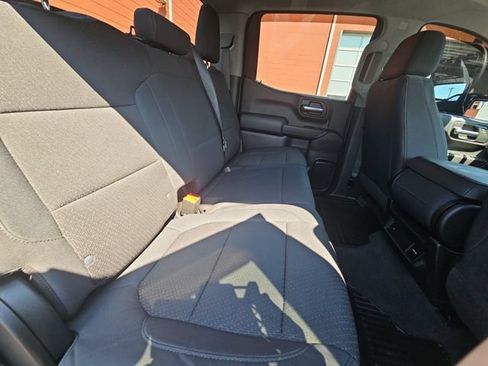 Used 2019 Chevrolet Silverado 1500 Custom Trail Boss w/ Custom Convenience Package AWD/4WD image 30