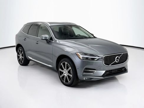 Used 2018 Volvo XC60 T6 Inscription w/ Luxury Seat Package AWD/4WD image 3