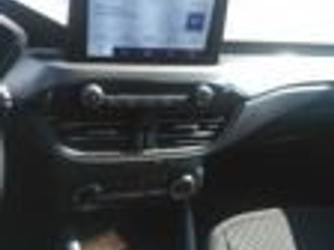 Used 2025 Ford Escape Active AWD/4WD image 9