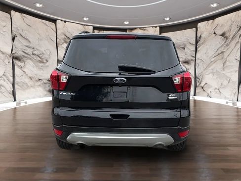 Used 2019 Ford Escape SEL AWD/4WD image 3