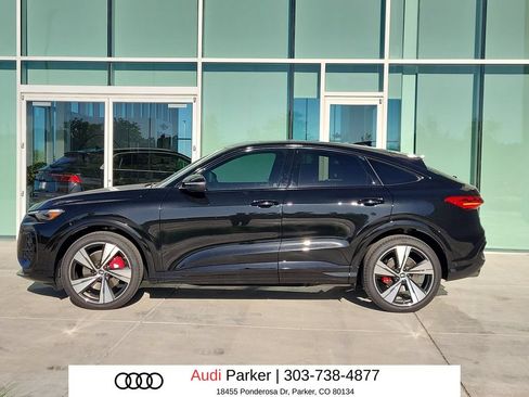 Used 2025 Audi SQ5 Premium Plus AWD/4WD image 2