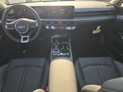 New 2026 Kia K5 EX image 13