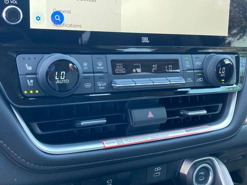 New 2026 Toyota Grand Highlander Limited image 14