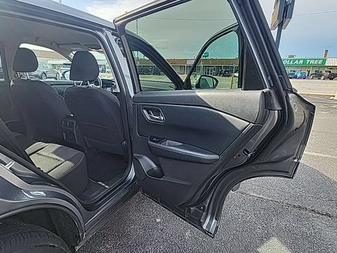 Used 2024 Nissan Rogue SV AWD/4WD image 12