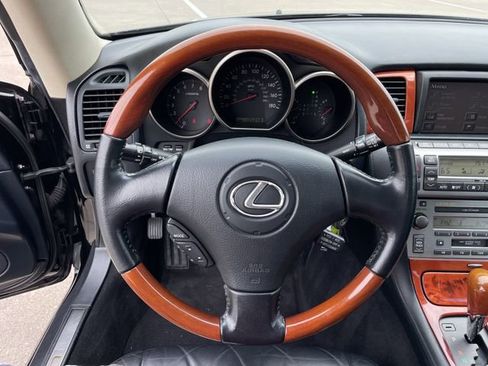 Used 2002 Lexus SC 430 Convertible RWD image 14