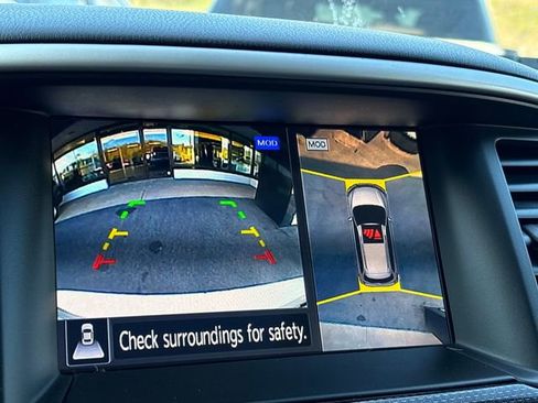 Used 2019 Nissan Pathfinder SL image 16