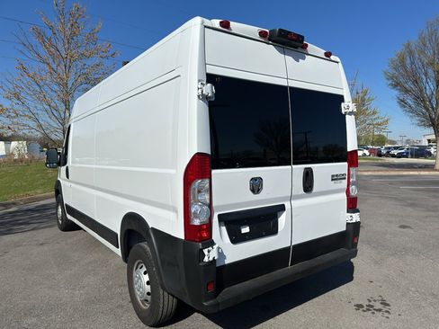 Used 2023 RAM ProMaster 2500 image 5
