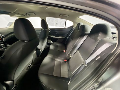 Used 2025 Nissan Sentra SV FWD image 22