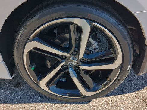 Used 2022 Honda Accord Sport image 35