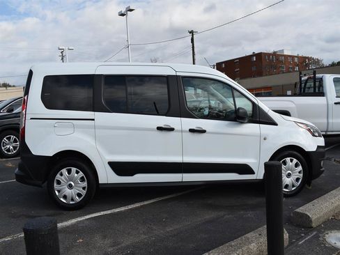Used 2020 Ford Transit Connect XL image 4