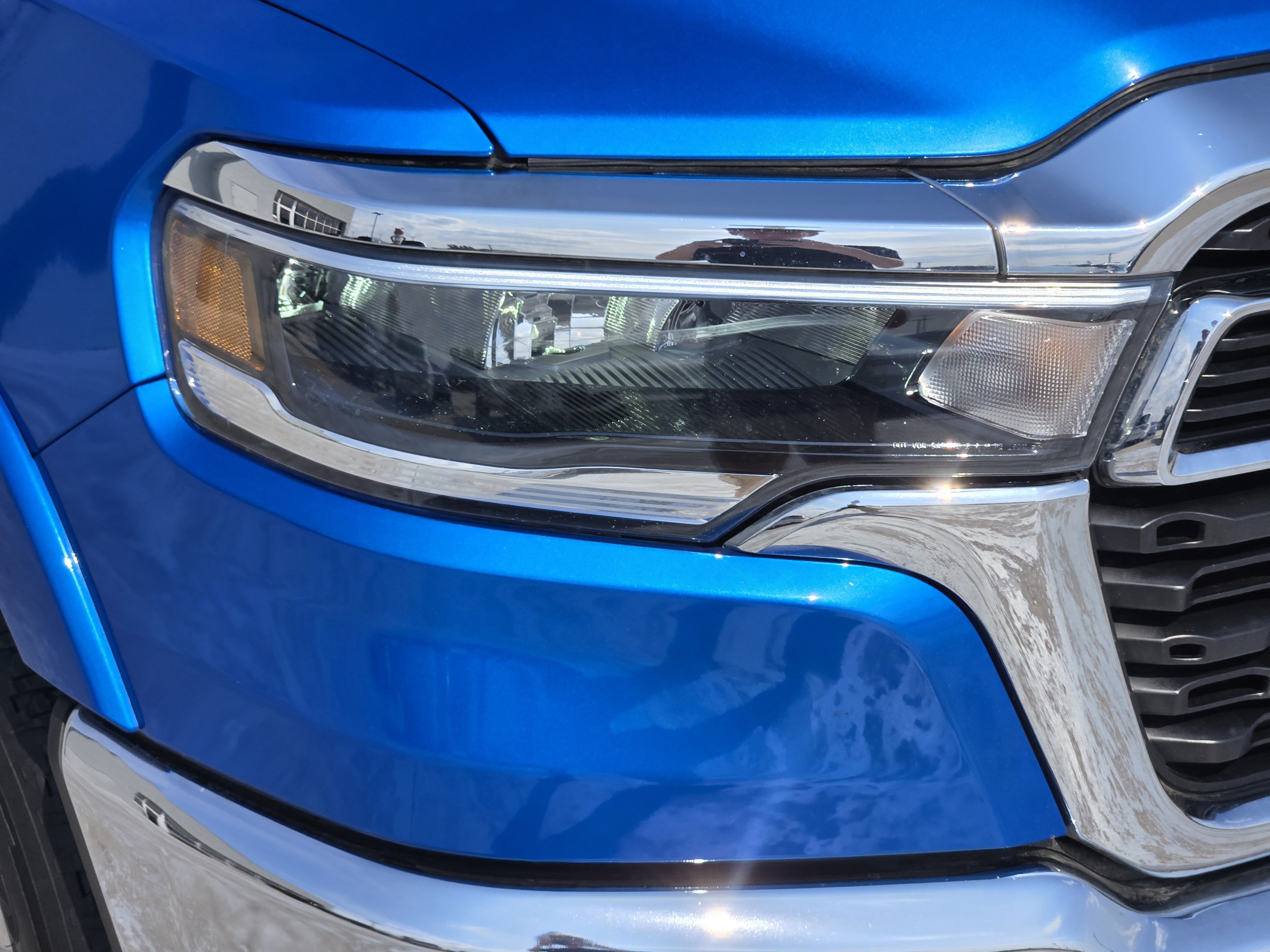 Used 2025 RAM 1500 Big Horn AWD/4WD image 10