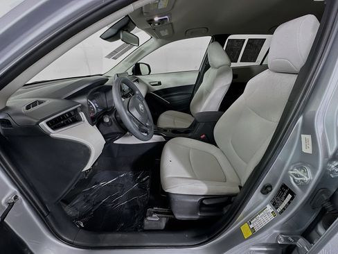 Used 2022 Toyota Corolla Cross L FWD image 10