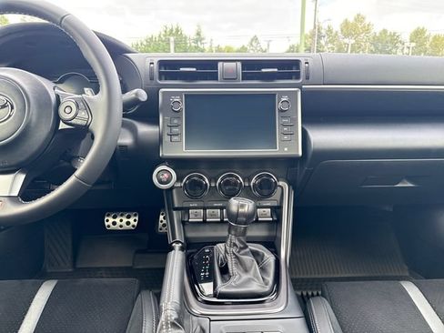 Used 2024 Toyota GR86 Premium RWD image 25